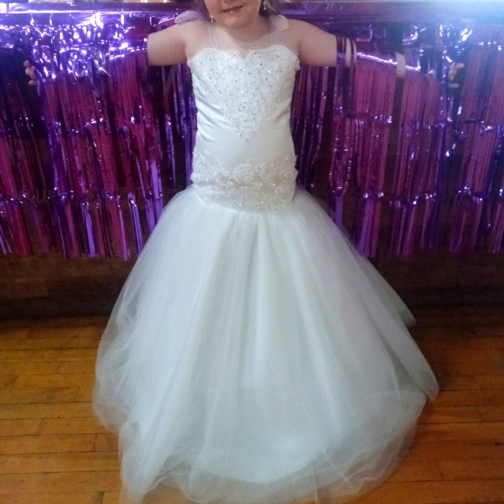 Mermaid style pageant dress
